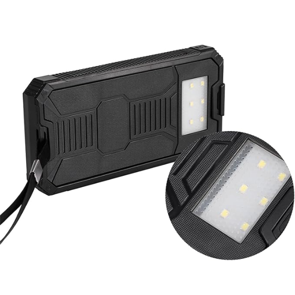 Saulės energija įkraunamas Power Bank