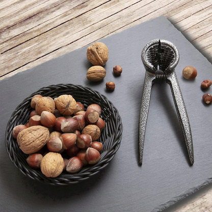 Riešutų gliaudymo prietaisas